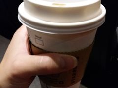 -星巴克(宁波东门银泰店)