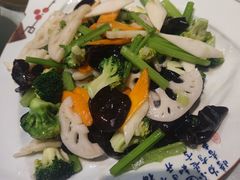 荷塘小炒-祥阁食府妈妈菜