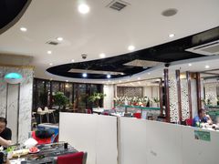 -何鲜菇火锅(大营盘店)