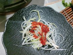 -草家酱蟹炭火烤肉店(珲春南路一店)