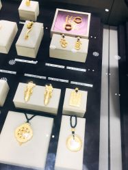 -周大福CHOW TAI FOOK(欧亚卖场店)