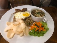 -Pundi Pundi Restaurant