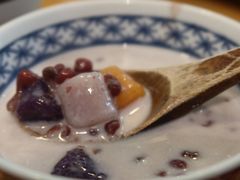 红豆沙椰浆芋圆-漫蔬•台北蔬食小馆VEGGIEBOIL(朝晖店)