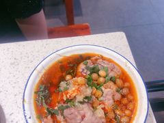 冒脑花-钢管厂五区小郡肝串串香(南山店)