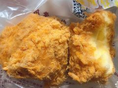 蟹黄肉松小贝-鲍师傅糕点(西站店)