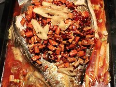 -夯鱼烤鱼·尔滨地标美食(国展店)