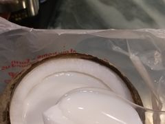 -椰爺爺·椰子冻砵仔糕