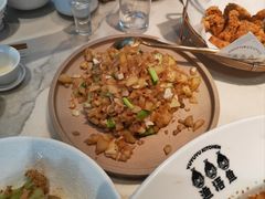 -渔语鱼酸菜鱼新川菜(来福士店)