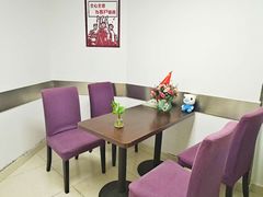 -阿姨来了月嫂服务中心(徐汇店)