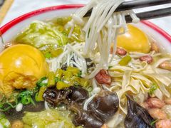 -塞上张记桂林米粉(金凤万达店)