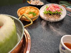 -得意咚瓜·顺德鱼生·冬瓜火锅(深圳首店)