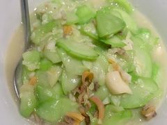 鲜丝瓜焖河蚌-费大厨辣椒炒肉(高铁吾悦广场店)