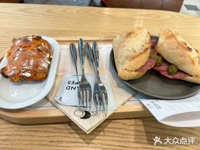 LUNEURS月乐诗·烘焙甜品(华山路店)图片