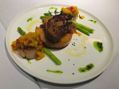 嫩煎鸭胸配法国鹅肝-夏朵餐厅(丁香店)
