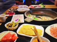 -潘小辣鲜肉老火锅