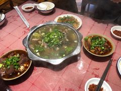 -谢老五跷脚牛肉·非遗传承店