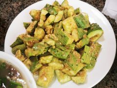 麻酱黄瓜-清真喜兰老丁羊汤特色小吃