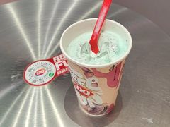 -DQ·蛋糕·冰淇淋(大宁国际商业广场店)