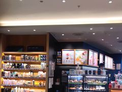 -星巴克臻选(华堂·新辰汇店)