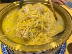 -关东小磨东北菜(上海长风大悦城店)