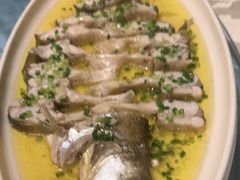 -侬佳蒸菜馆(听潮店)