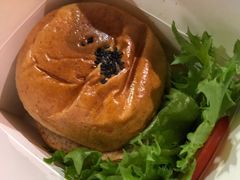 芝心手打牛肉堡-龙治汉堡(中华城店)
