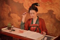 -汉仪华裳汉服馆(打浦桥店)