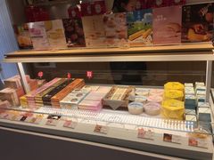 面包甜点陈列柜-好利来(东四店)
