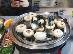 -围炉肉舍•炭烤活鳗•丹东海鲜烤肉(步行街店)