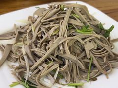 -溢心园香河肉饼总店
