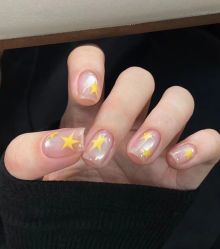 -七月美睫 美甲