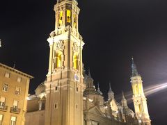 -皮拉尔圣母圣殿主教座堂