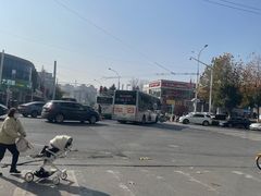 -麦当劳(得来速车道点餐 五里墩店)