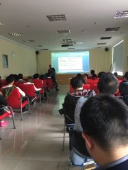 -爱婴室(上海浦建路店)