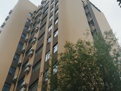-上海浦东中心万枫酒店