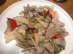 -十三式重庆江湖菜(金茂览秀城店)