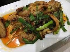 -南渝食府.墨脱石锅松茸鸡