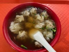 -张阿三馄饨店