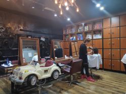 -CUT CUT Hair Salon