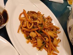 -南京金牛湖巨碗鱼头