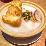 姜育恒演唱会前夕的避风塘觅食