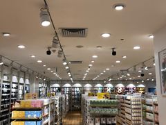 -名创优品(江南新地店)