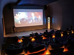 -涨巢·潮玩水疗局