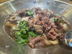 -大众跷脚牛肉馆·非遗传承单位(峨眉山店)