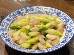 芦笋鲜菱-兰边碗(鼓楼店)