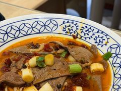 -李与白包子铺(桐梓林店)