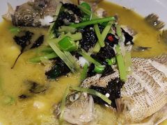 百年烧溪鱼-渔沧米缸·绍兴美食(万达店)