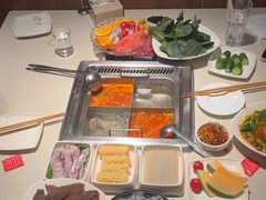 -海底捞火锅鲜切牛肉主题店(长寿路店)