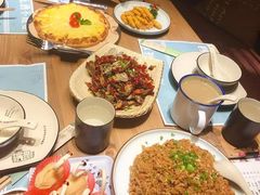 -临界音乐酒馆·小龙虾·江湖菜(华熙LIVE·鱼洞店)