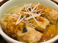 鲍汁腐皮卷-白天鹅宾馆-宏图府餐厅